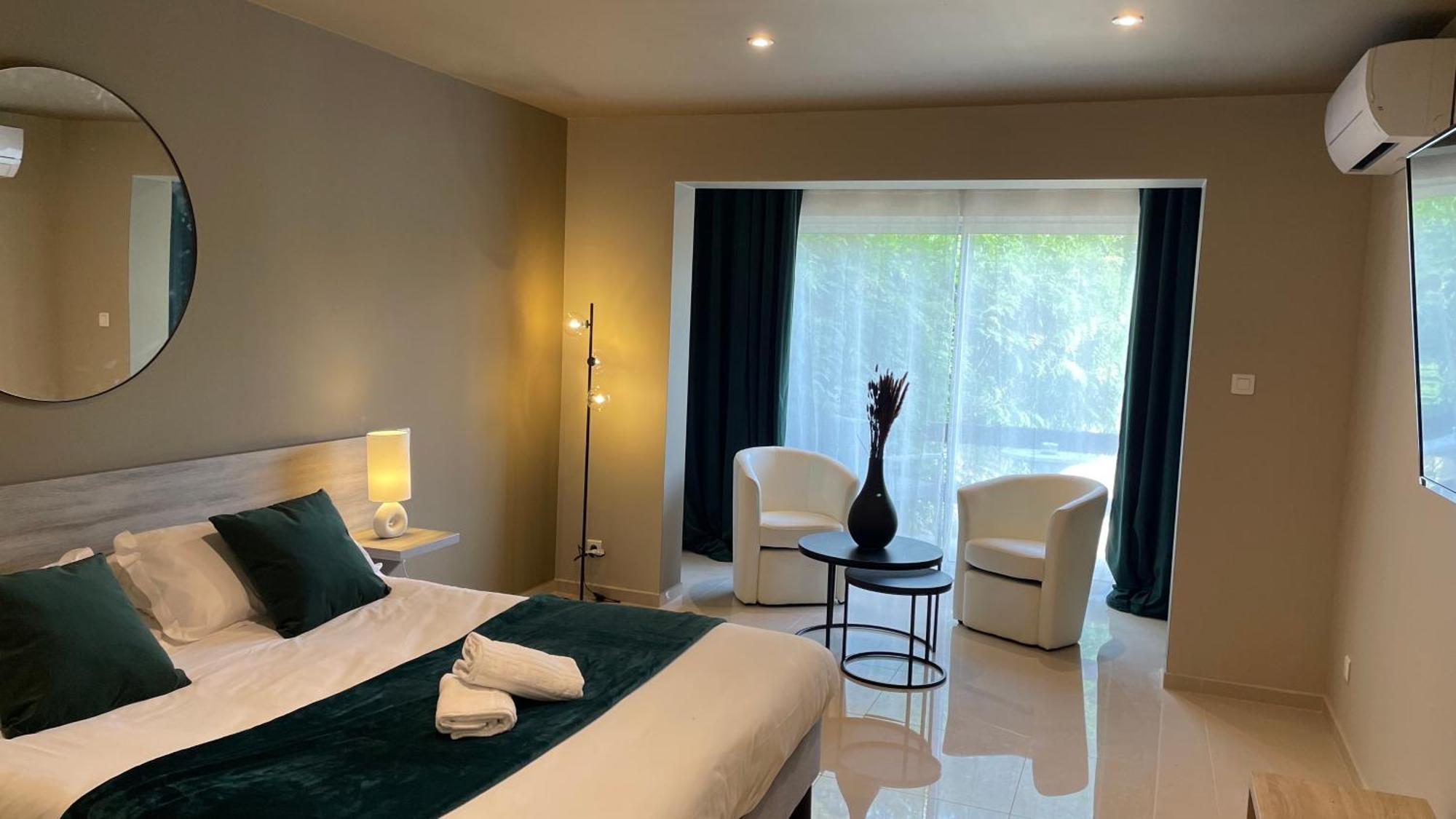 Hotel & Appartements Acqua Dolce Eccica-Suarella  Екстериор снимка