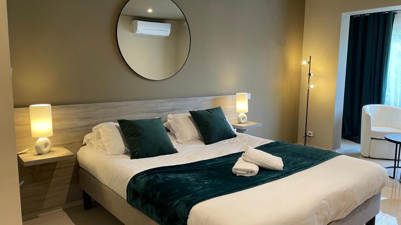 Hotel & Appartements Acqua Dolce Eccica-Suarella  Екстериор снимка