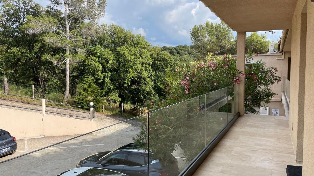 Hotel & Appartements Acqua Dolce Eccica-Suarella  Екстериор снимка