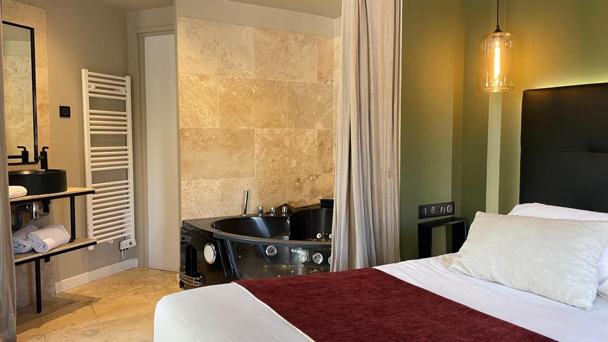 Hotel & Appartements Acqua Dolce Eccica-Suarella  Стая снимка