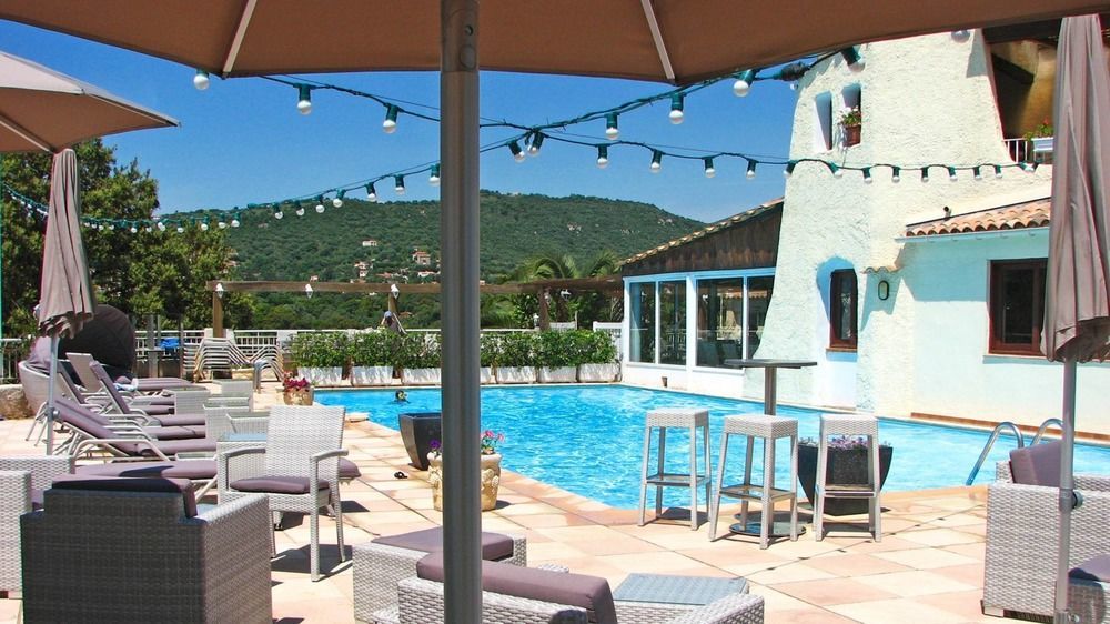 Hotel & Appartements Acqua Dolce Eccica-Suarella  Екстериор снимка