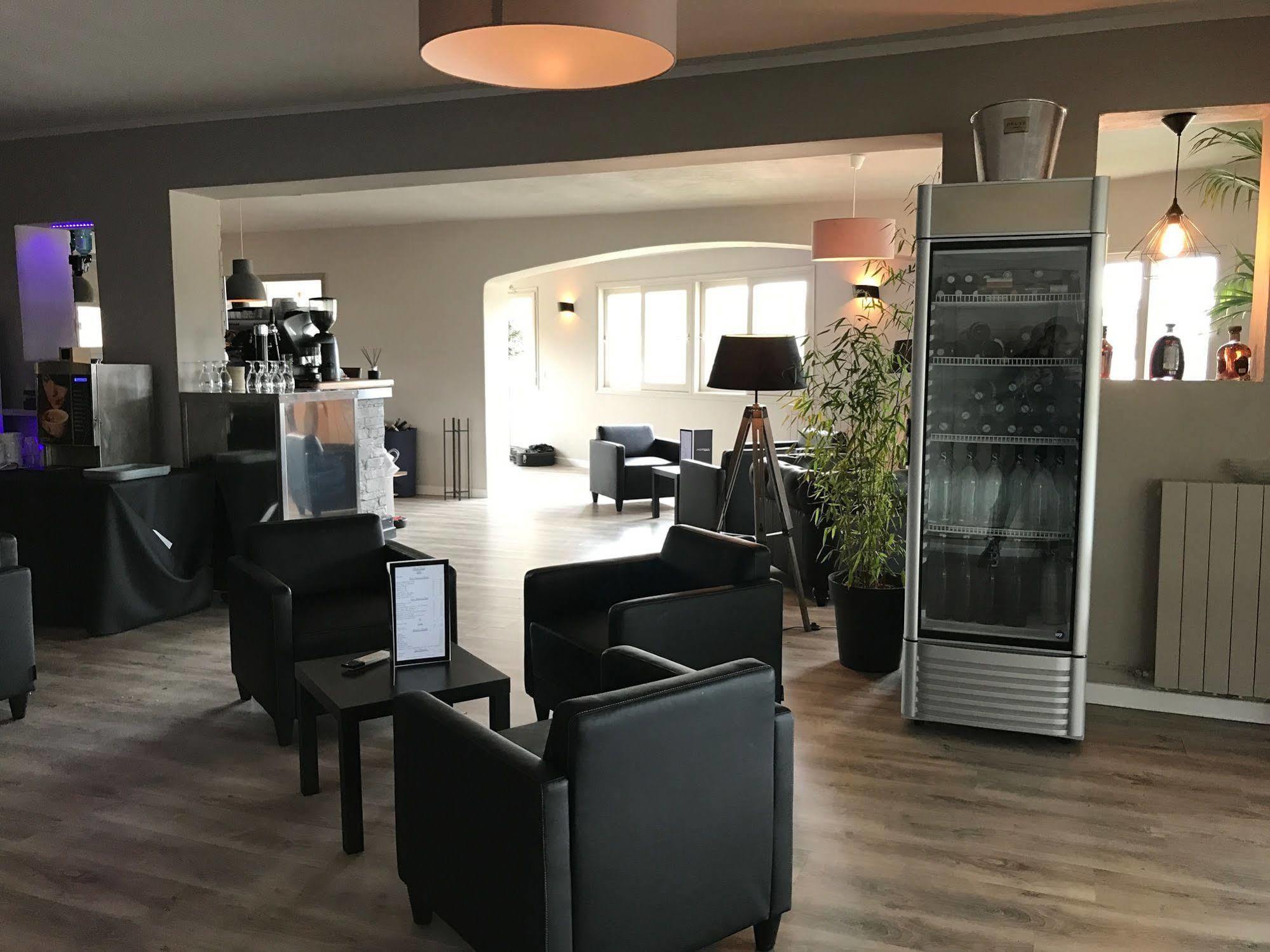 Hotel & Appartements Acqua Dolce Eccica-Suarella  Екстериор снимка